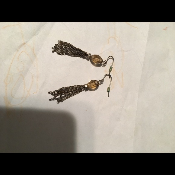 Earrings - Picture 6 of 8